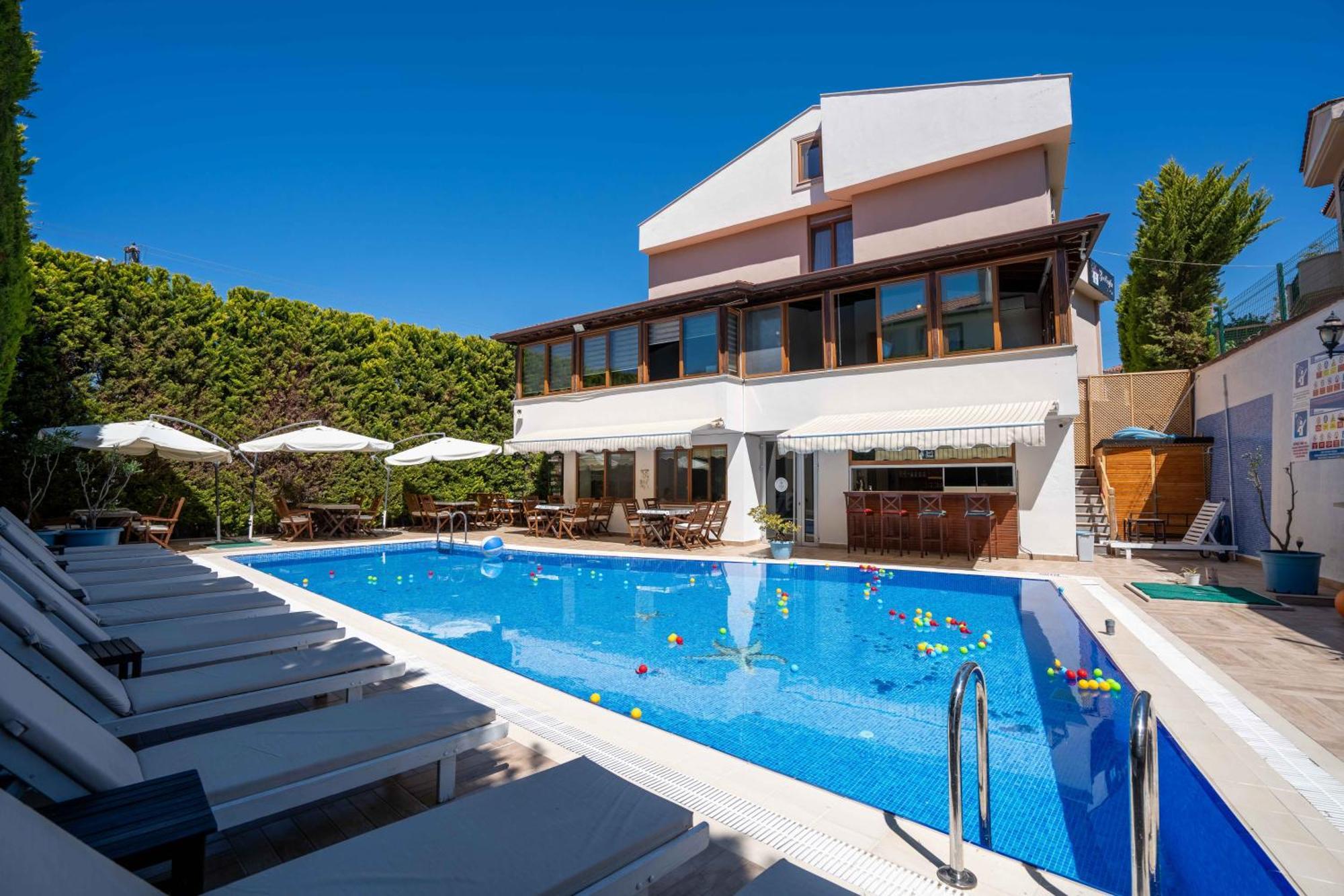 Cunda Giritlioglu Otel Adult Only Ayvalı エクステリア 写真