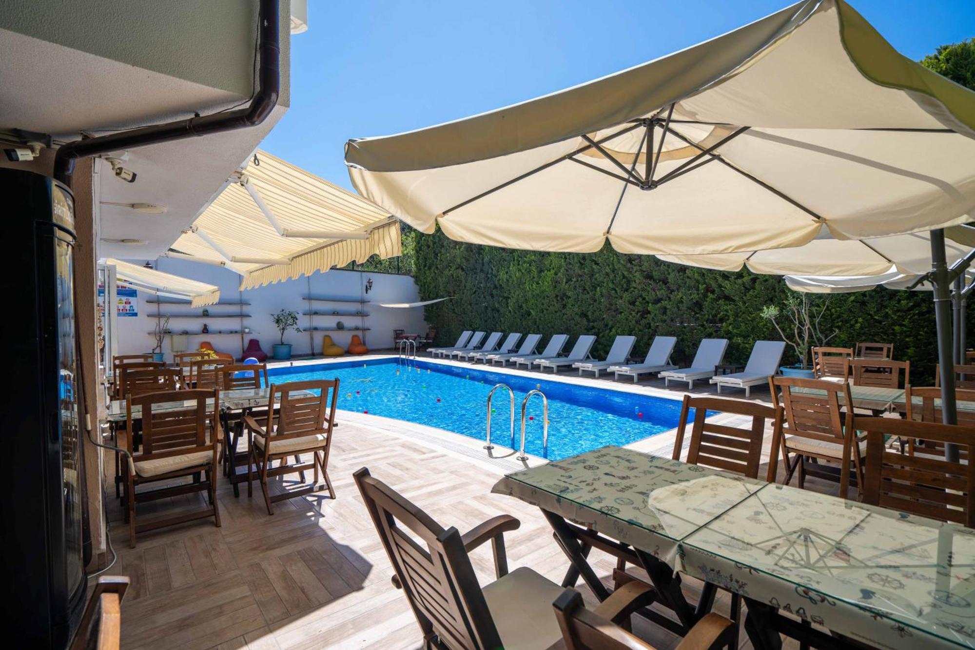 Cunda Giritlioglu Otel Adult Only Ayvalı エクステリア 写真