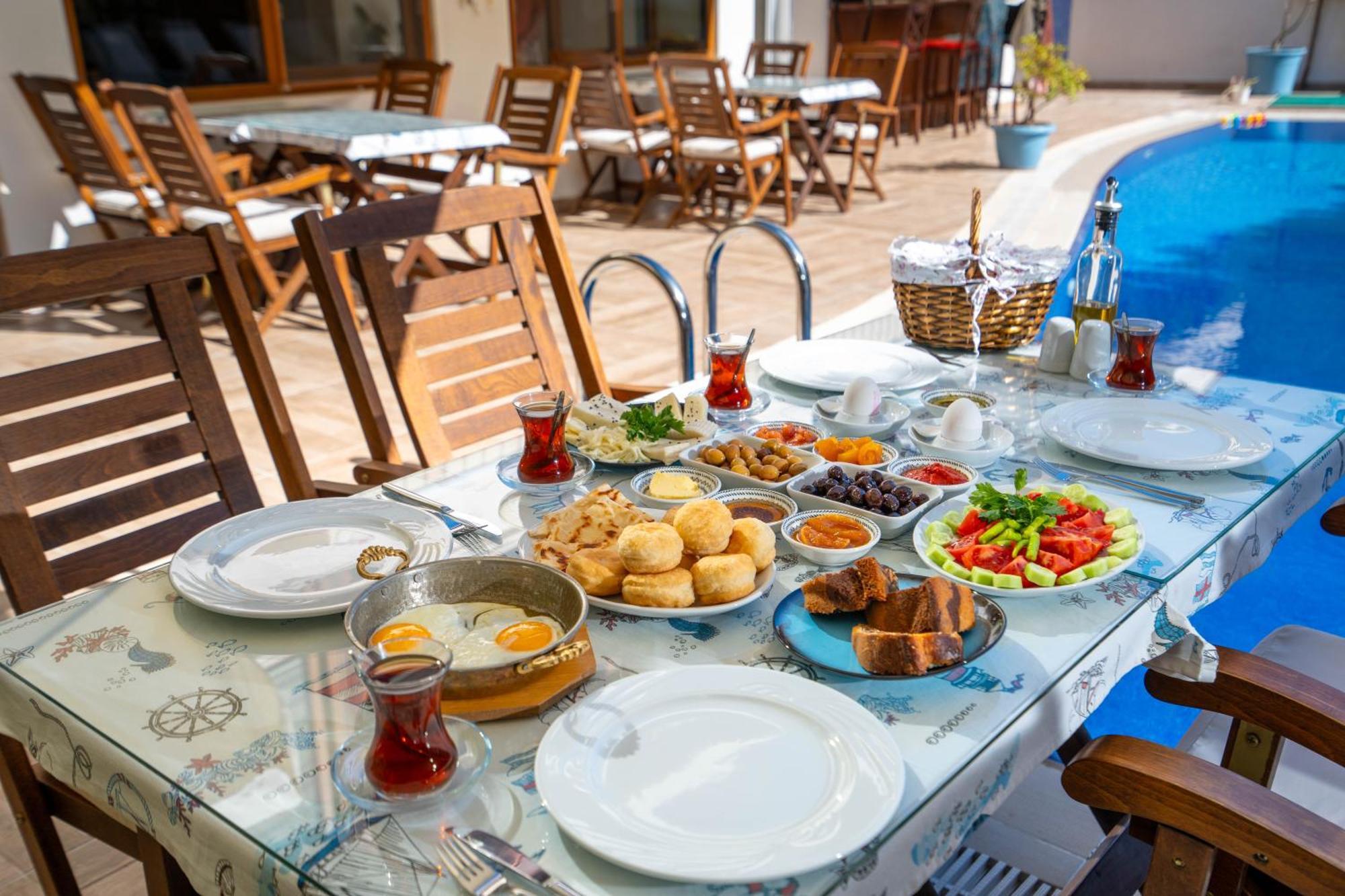 Cunda Giritlioglu Otel Adult Only Ayvalı エクステリア 写真